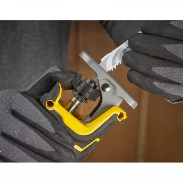 Aku bezuhlíková mečová pila 18V bez aku STANLEY FATMAX V20 SFMCS311B