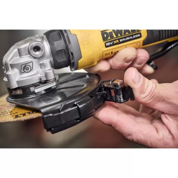 Aku úhlová bruska 125 mm 18V/2x3,5Ah DeWALT DCG404S2T