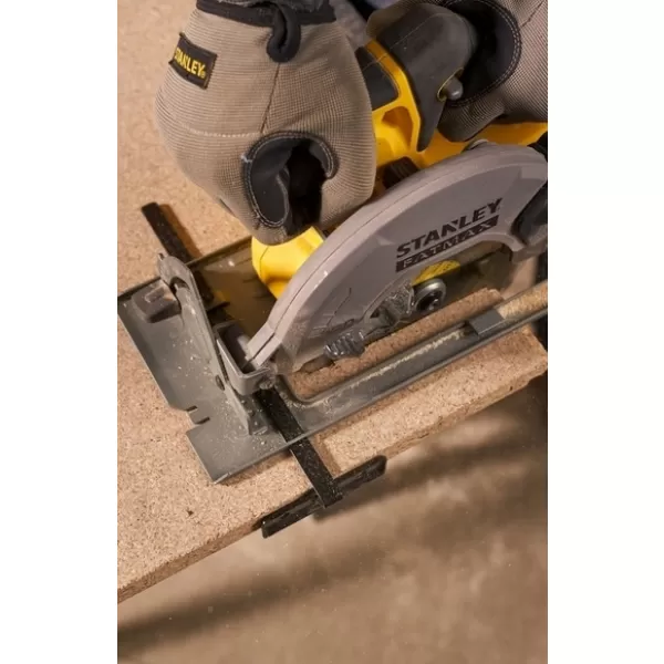 Kombo sada aku nářadí V20 18V 2x4,0Ah Stanley FatMax SFMCK469M2