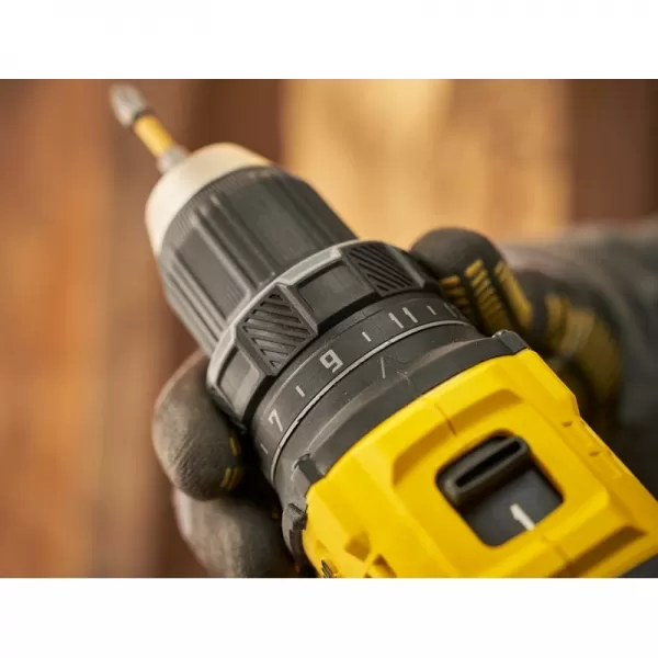 Aku bezuhlíková vrtačka 18V bez aku STANLEY FATMAX V20 SFMCD714B