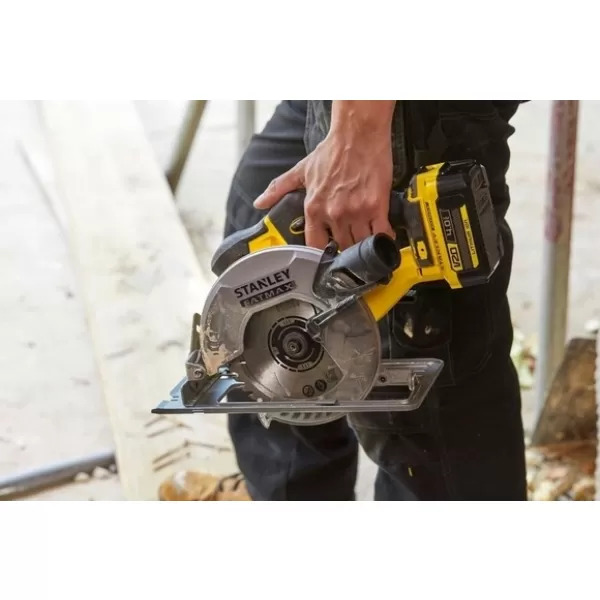 Kombo sada aku nářadí V20 18V 2x4,0Ah Stanley FatMax SFMCK469M2