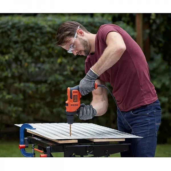 Příklepová vrtačka 500W Black&Decker BEH200K