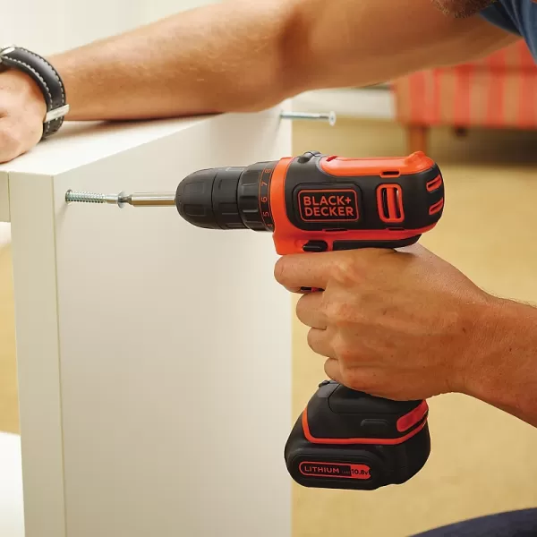 Aku vrtačka 10,8V 1,5Ah Black&Decker BDCDD12K