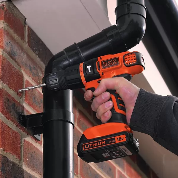 Aku příklepová dvourychlostní aku vrtačka 18V bez aku Black&Decker BDCH188N