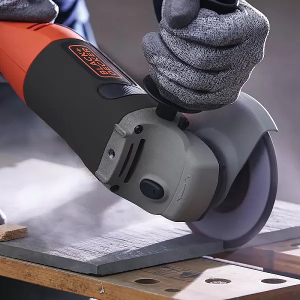 Úhlová bruska 125mm + 2x kotouč Black&Decker KG1202KD