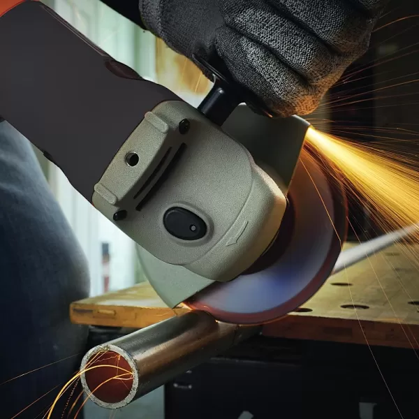 Úhlová bruska 125mm + 2x kotouč Black&Decker KG1202KD