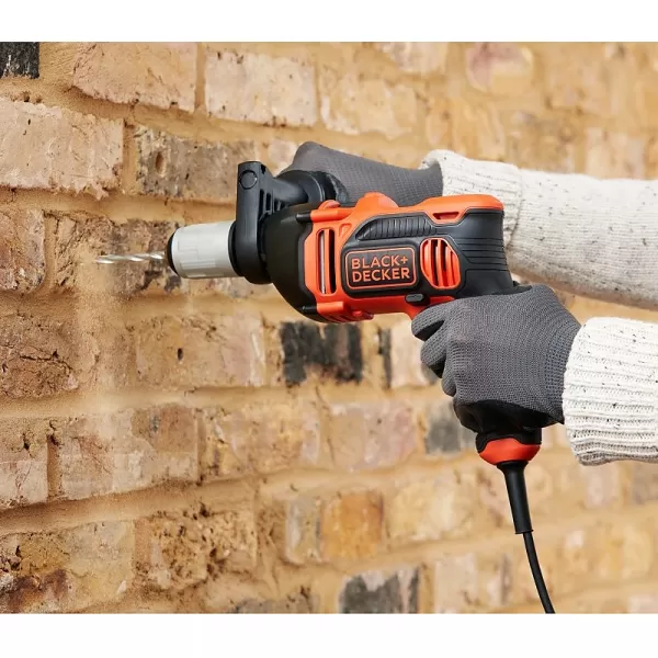 Příklepová vrtačka + 32ks příslušenství Black&Decker BEH850KA32