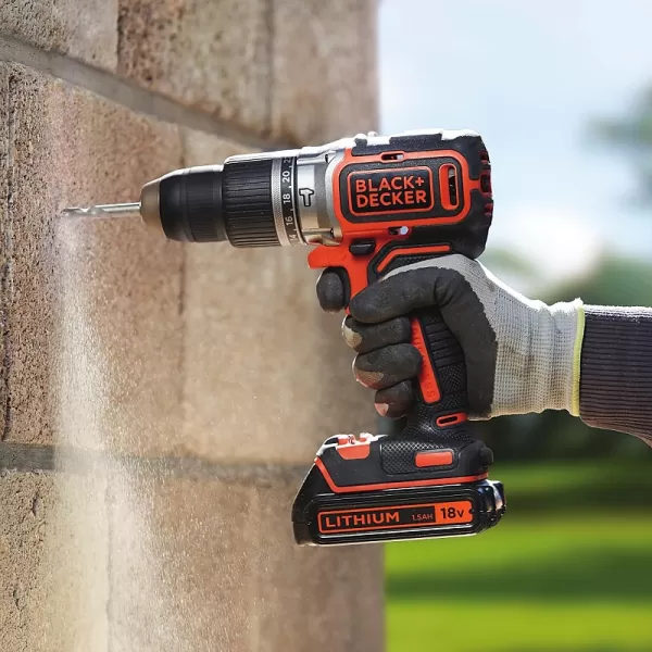 Příklepová dvourychlostní aku vrtačka 18V bez aku Black&Decker BL188N