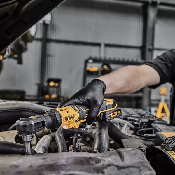 Aku ráčna 3/8" 18V XR bez aku DeWALT DCF513N