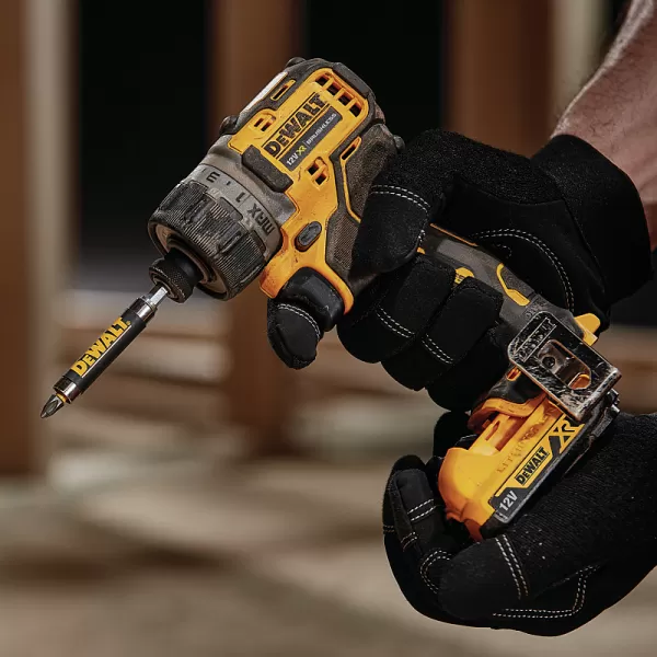 Aku šroubovák 12V 2x2,0Ah DeWALT DCF601D2