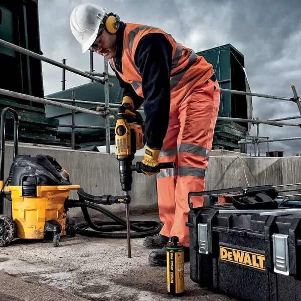 Dutý vrták s odsáváním SDS-MAX 16x600mm DeWALT DT60230