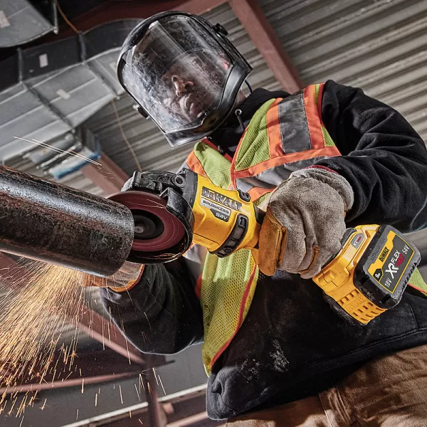 Aku úhlová bruska 125mm 54V 2x9,0Ah FLEXVOLT DeWALT DCG418X2