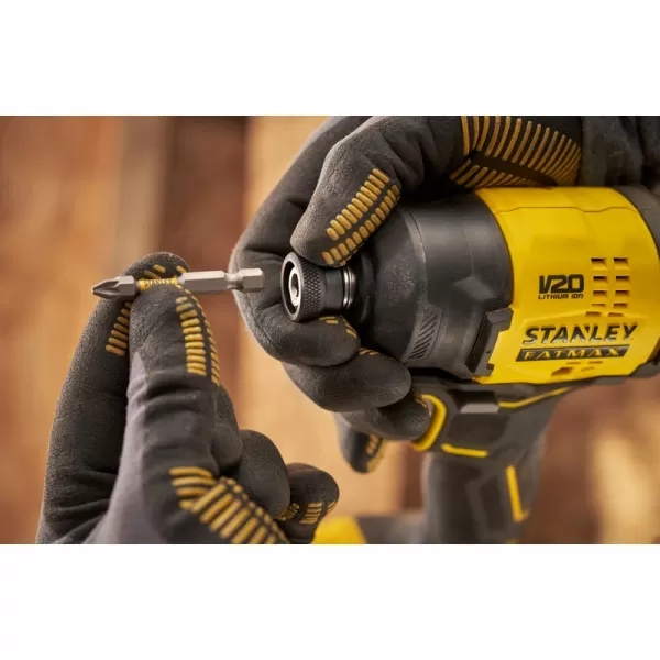 Aku bezuhlíkový rázový utahovák 18V 1x2,0Ah STANLEY FATMAX V20 SFMCF811D1T