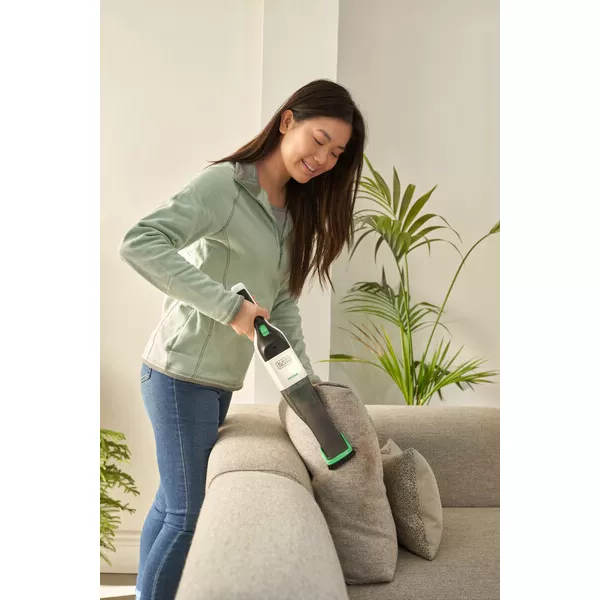 Aku ruční vysavač 7,2V 1x1,5Ah reviva Black&Decker REVHV8C