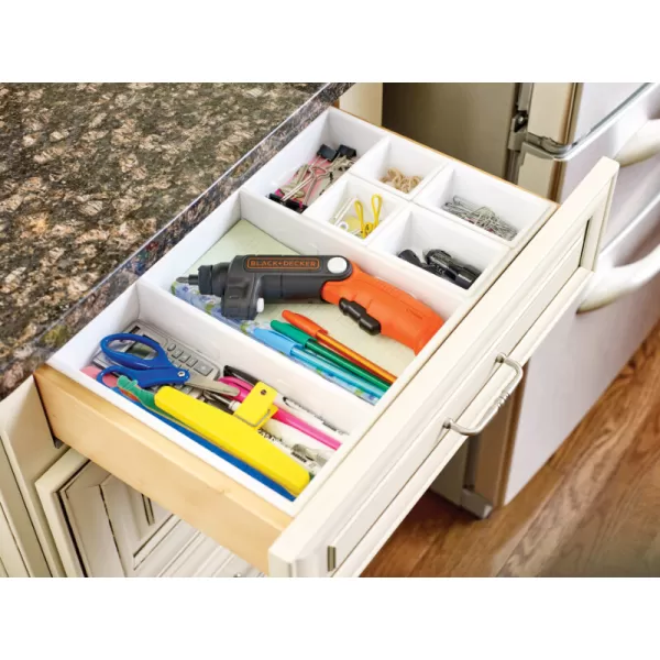 Aku šroubovák s kloubovou rukojetí a svítilnou 3,6V Black&Decker BDCSFL20C