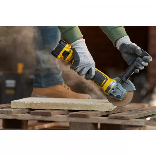 Aku úhlová bruska 125mm V20 18V 2x4,0Ah Stanley FatMax SFMCG700M2K