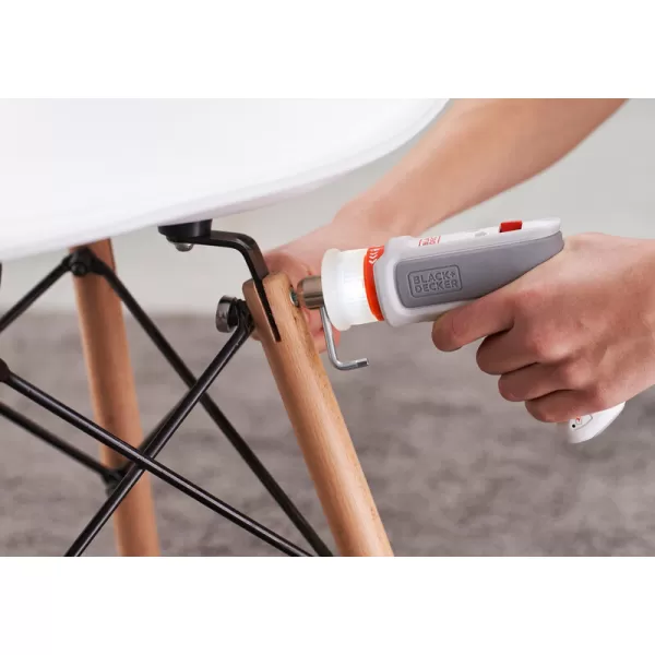 Aku šroubovák s upínacím sklíčidlem pro L klíče 3,6V Black&Decker BCRTA01