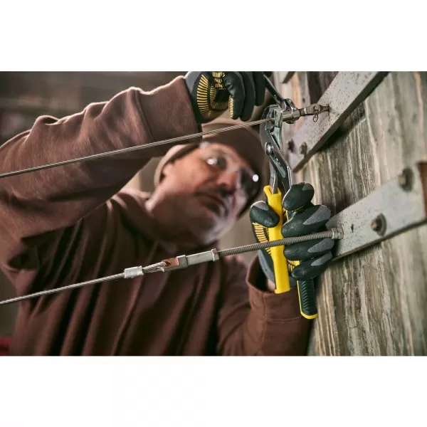 142dílná sada v montážním kufru Stanley STMT98109-1