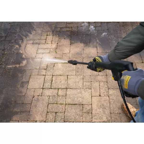 Aku tlaková myčka 2xV20 55/70/100 bar 18V bez aku Stanley FatMax SFMCPW1500B