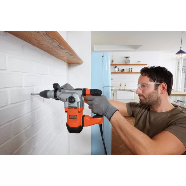 Kombinované kladivo 1250W 3,7J v kufru Black&Decker BEHS03K