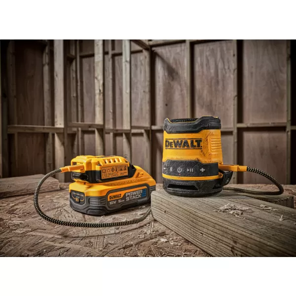 Nabíjecí Bluetooth reproduktor USB-C DeWALT DCR009