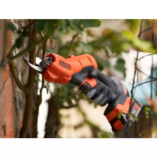 Aku zahradní nůžky 18V bez aku Black&Decker BCPP18B