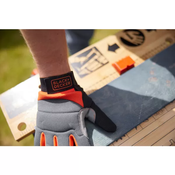 Velký pracovní stůl Workmate 825 Deluxe Black&Decker WM825