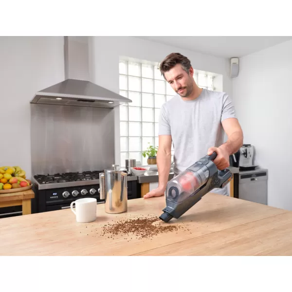 Aku tyčový vysavač 2V1 18V 1x2,0Ah s vyjímatelným akumulátorem Black&Decker BHFEA18D1