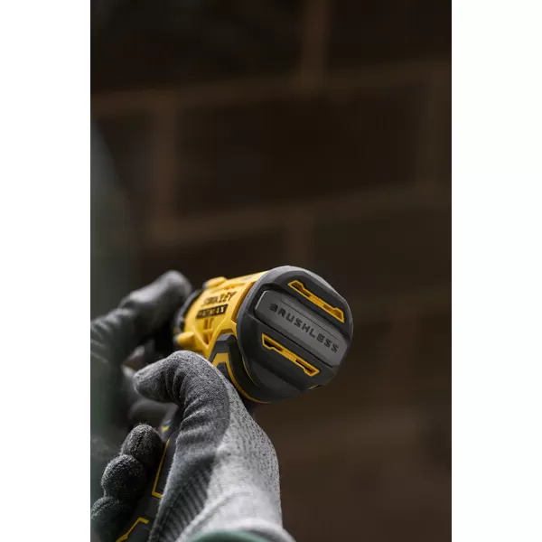 Kombo sada bezuhlíkového aku nářadí V20 18V 1x4,0Ah 1x2,0Ah Stanley FatMax SFMCK216MDS