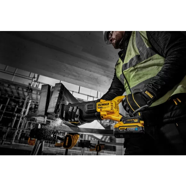 Aku mečová pila 18V 2x 5,0Ah XRP DeWALT POWERSTACK DCS386H2T