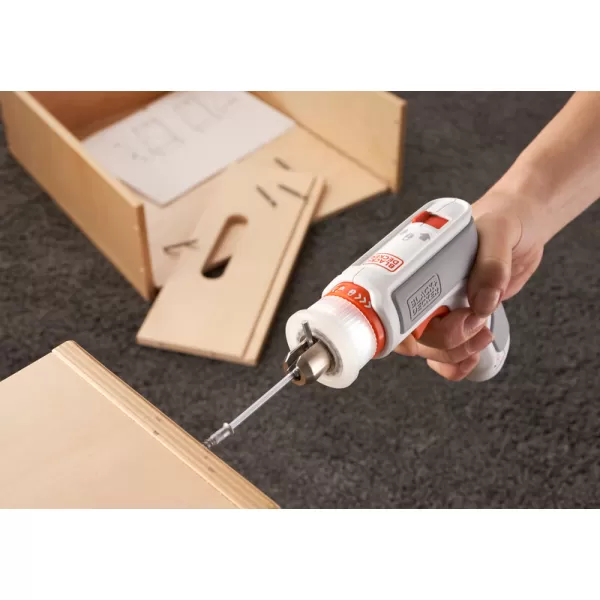 Aku šroubovák s upínacím sklíčidlem pro L klíče 3,6V Black&Decker BCRTA01