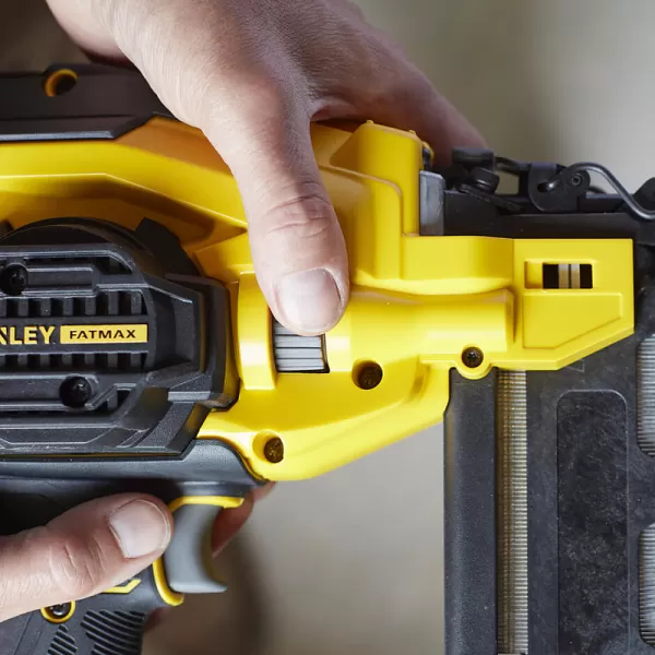 Aku hřebíkovačka V20 18V bez aku Stanley FatMax SFMCN616B