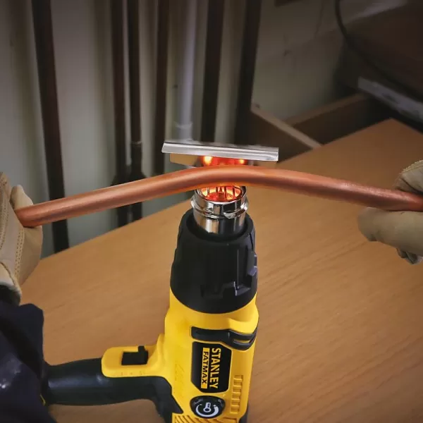 Horkovzdušná pistole 2000W Stanley FatMax FME670K