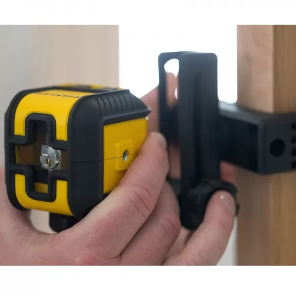Samonivelační křížový laser CUBIX STANLEY STHT77498-1