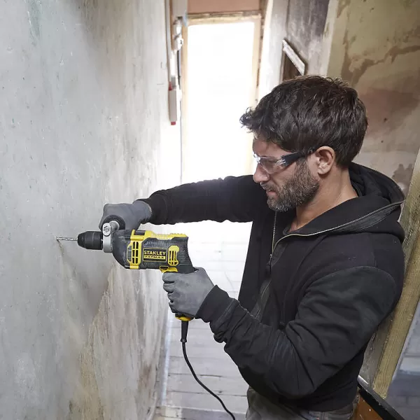 Příklepová vrtačka Stanley FatMax FMEH750