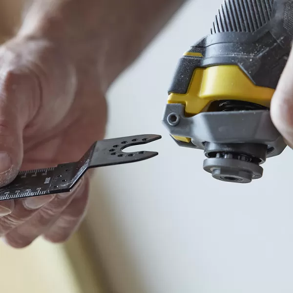 Aku oscilační bruska V20 18V 2x2,0Ah Stanley FatMax SFMCE500D2K