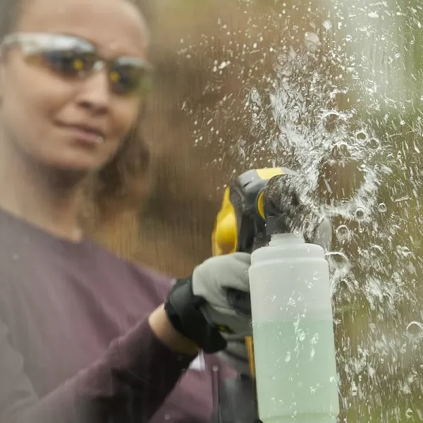 Aku tlaková myčka V20 18V 1x4,0Ah Stanley FatMax SFMCPC93M1