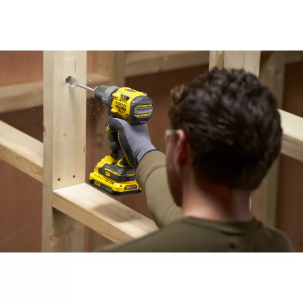 Aku bezuhlíková vrtačka V20 18V bez aku Stanley FatMax SFMCD725B