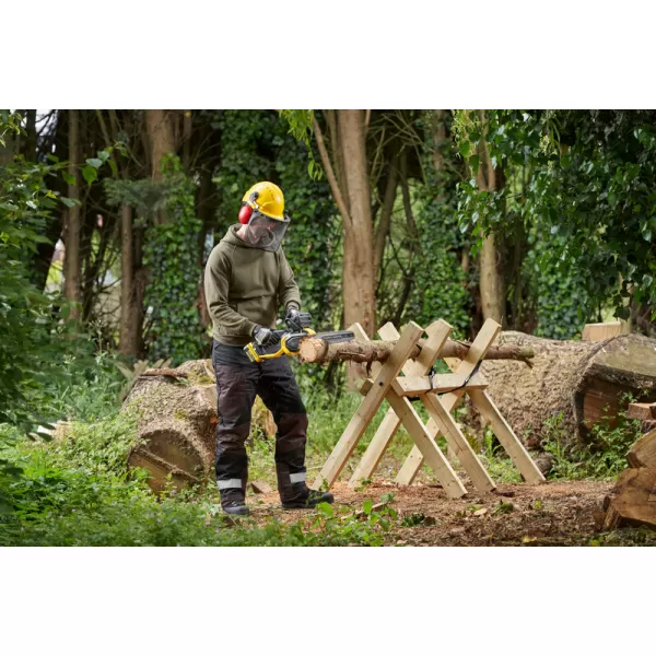 Aku bezuhlíková řetězová pila V20 18V bez aku Stanley FatMax SFMCCS730B