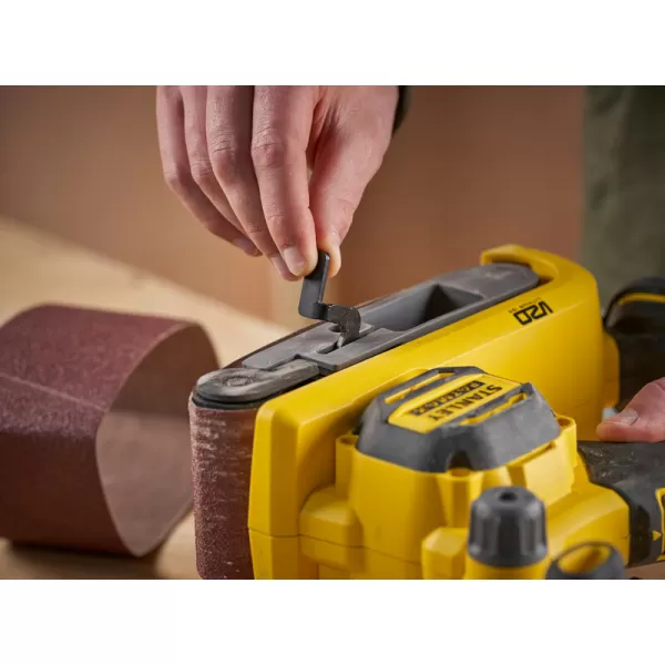 Aku pásová bruska V20 18V bez aku Stanley FatMax SFMCW223B